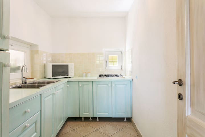 Agenzia Immobiliare vendite e affitti case appartamenti ville casali stazzi Costa Smeralda, Arzachena, Palau, Cannigione, la Conia, Baja Sardinia, Porto Cervo, Porto Sole, Abbiadori, Costa Smeralda e Porto Rotondo.