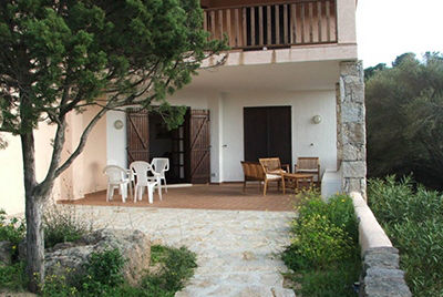 Agenzia Immobiliare vendite e affitti case appartamenti ville casali stazzi Costa Smeralda, Arzachena, Palau, Cannigione, la Conia, Baja Sardinia, Porto Cervo, Porto Sole, Abbiadori, Costa Smeralda e Porto Rotondo.