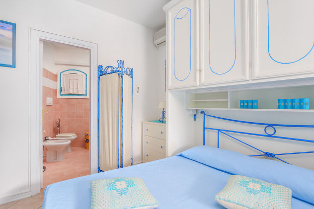 Agenzia Immobiliare vendite e affitti case appartamenti ville casali stazzi Costa Smeralda, Arzachena, Palau, Cannigione, la Conia, Baja Sardinia, Porto Cervo, Porto Sole, Abbiadori, Costa Smeralda e Porto Rotondo.