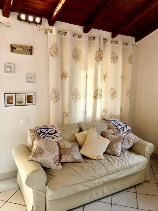 Agenzia Immobiliare vendite e affitti case appartamenti ville casali stazzi Costa Smeralda, Arzachena, Palau, Cannigione, la Conia, Baja Sardinia, Porto Cervo, Porto Sole, Abbiadori, Costa Smeralda e Porto Rotondo.