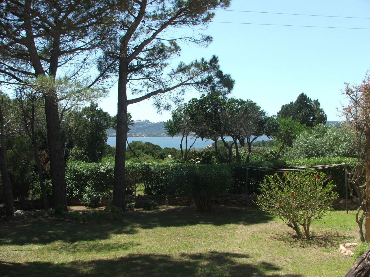 Agenzia Immobiliare vendite e affitti case appartamenti ville casali stazzi Costa Smeralda, Arzachena, Palau, Cannigione, la Conia, Baja Sardinia, Porto Cervo, Porto Sole, Abbiadori, Costa Smeralda e Porto Rotondo.