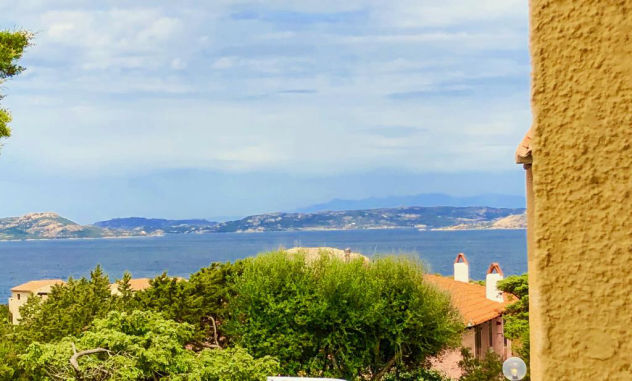 Agenzia Immobiliare vendite e affitti case appartamenti ville casali stazzi Costa Smeralda, Arzachena, Palau, Cannigione, la Conia, Baja Sardinia, Porto Cervo, Porto Sole, Abbiadori, Costa Smeralda e Porto Rotondo.