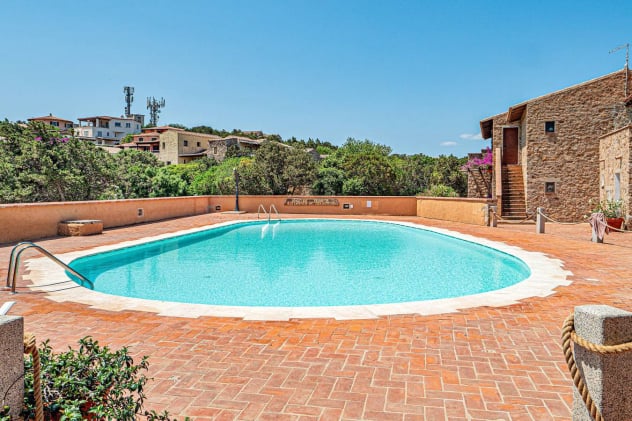 Agenzia Immobiliare vendite e affitti case appartamenti ville casali stazzi Costa Smeralda, Arzachena, Palau, Cannigione, la Conia, Baja Sardinia, Porto Cervo, Porto Sole, Abbiadori, Costa Smeralda e Porto Rotondo.
