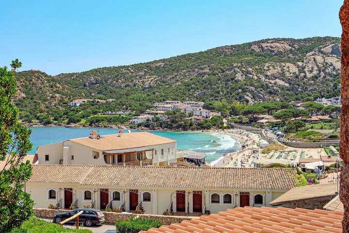 Agenzia Immobiliare vendite e affitti case appartamenti ville casali stazzi Costa Smeralda, Arzachena, Palau, Cannigione, la Conia, Baja Sardinia, Porto Cervo, Porto Sole, Abbiadori, Costa Smeralda e Porto Rotondo.