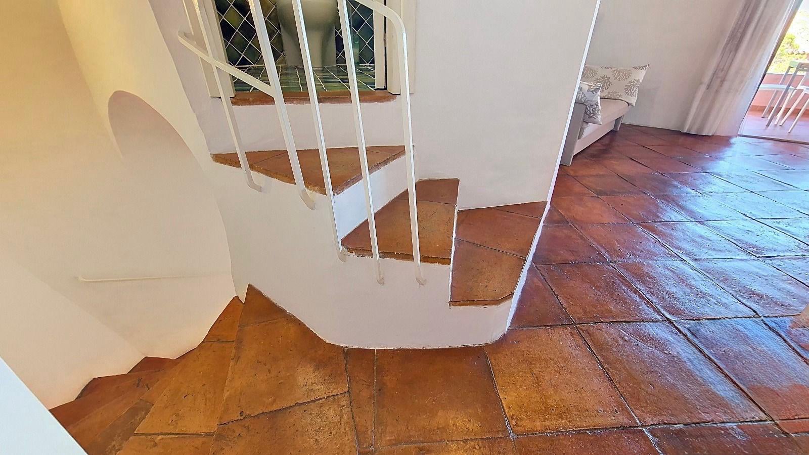 Agenzia Immobiliare vendite e affitti case appartamenti ville casali stazzi Costa Smeralda, Arzachena, Palau, Cannigione, la Conia, Baja Sardinia, Porto Cervo, Porto Sole, Abbiadori, Costa Smeralda e Porto Rotondo.